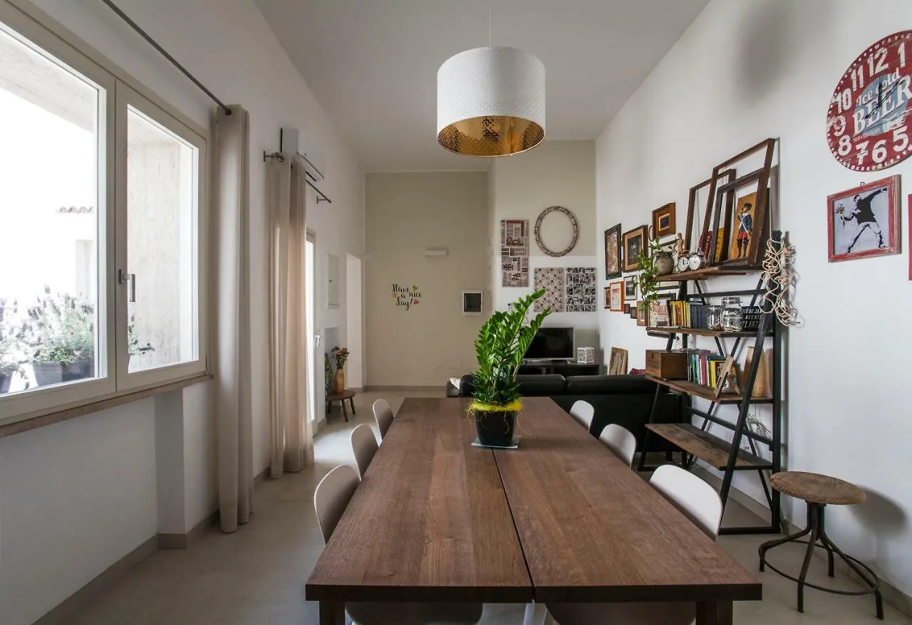Last Minute Rooms Lecce Italy